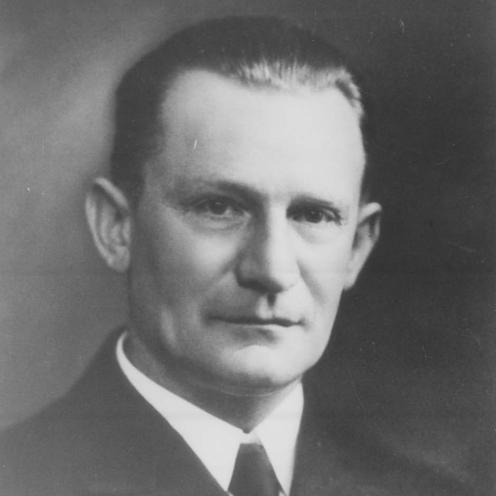 Sort-hvid portræt af Alfred Hansen.